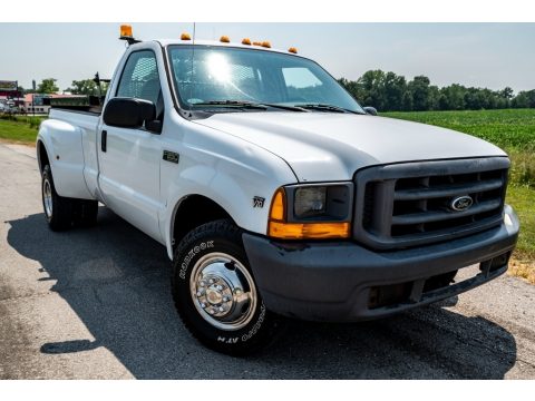 Oxford White Ford F350 Super Duty XL Regular Cab Dually.  Click to enlarge.