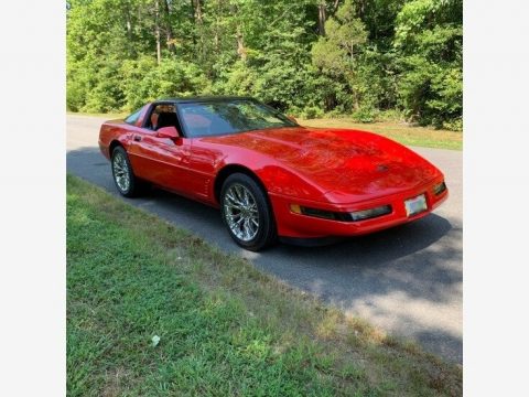 Brilliant Red Metallic Chevrolet Corvette Convertible.  Click to enlarge.