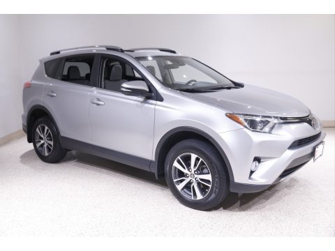 Silver Sky Metallic Toyota RAV4 XLE.  Click to enlarge.