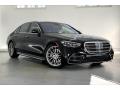 Front 3/4 View of 2021 Mercedes-Benz S 580 4Matic Sedan #12