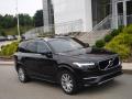 Front 3/4 View of 2016 Volvo XC90 T6 AWD #1