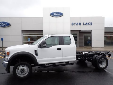 Oxford White Ford F550 Super Duty XL Regular Cab 4x4 Chassis.  Click to enlarge.