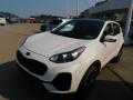 Front 3/4 View of 2022 Kia Sportage Nightfall Edition AWD #3