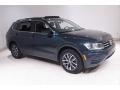 Front 3/4 View of 2019 Volkswagen Tiguan SE 4MOTION #1