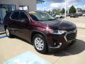 Front 3/4 View of 2019 Chevrolet Traverse LT #3