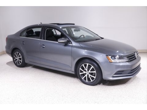 Platinum Gray Metallic Volkswagen Jetta SE.  Click to enlarge.