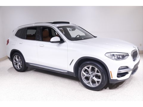 Mineral White Metallic BMW X3 xDrive30i.  Click to enlarge.