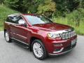 Front 3/4 View of 2017 Jeep Grand Cherokee Summit 4x4 #4