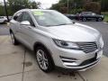 Front 3/4 View of 2018 Lincoln MKC Reserve AWD #8