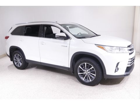Blizzard Pearl White Toyota Highlander Hybrid XLE AWD.  Click to enlarge.