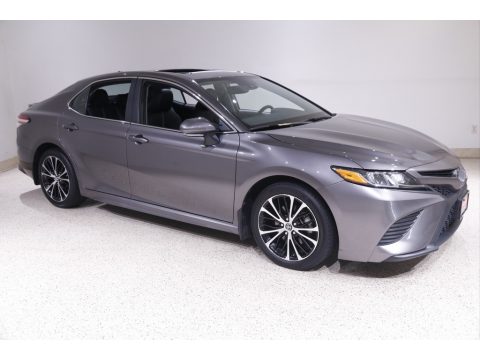 Predawn Gray Mica Toyota Camry SE.  Click to enlarge.