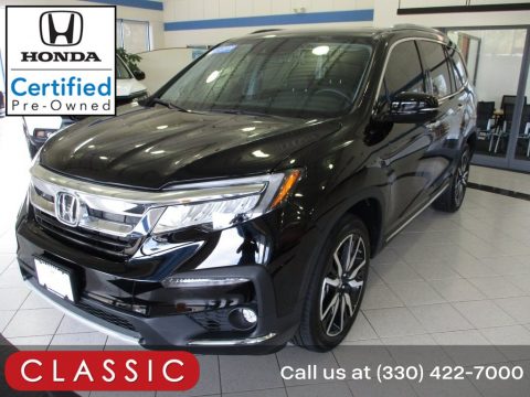 Crystal Black Pearl Honda Pilot Touring AWD.  Click to enlarge.