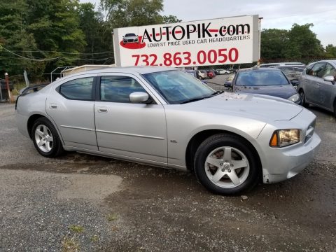 Bright Silver Metallic Dodge Charger SXT.  Click to enlarge.