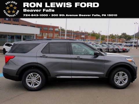 Carbonized Gray Metallic Ford Explorer XLT 4WD.  Click to enlarge.