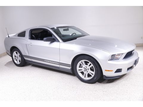 Brilliant Silver Metallic Ford Mustang V6 Premium Coupe.  Click to enlarge.