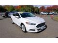 Front 3/4 View of 2015 Ford Fusion Hybrid S #1