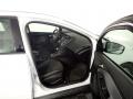 2014 Focus SE Sedan #33