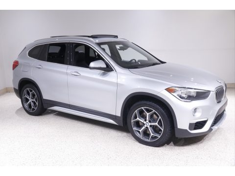 Glacier Silver Metallic BMW X1 xDrive28i.  Click to enlarge.