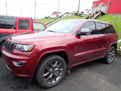 Velvet Red Pearl Jeep Grand Cherokee Limited 4x4.  Click to enlarge.