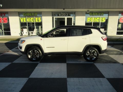 White Jeep Compass Trailhawk 4x4.  Click to enlarge.