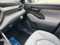 Front Seat of 2022 Toyota Highlander XLE AWD #16