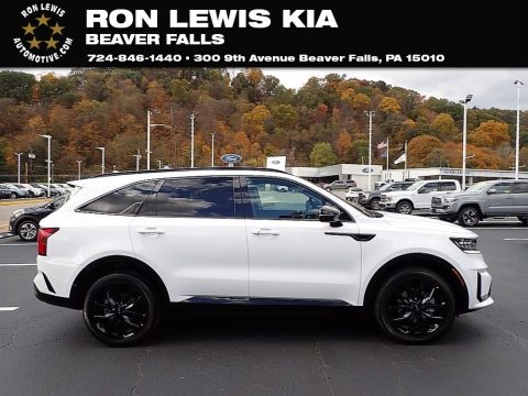 Glacial White Pearl Kia Sorento SX AWD.  Click to enlarge.