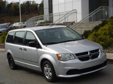 Bright Silver Metallic Dodge Grand Caravan SE.  Click to enlarge.