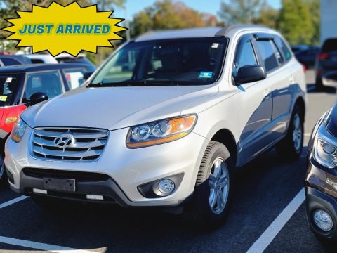 Moonstone Silver Hyundai Santa Fe GLS AWD.  Click to enlarge.