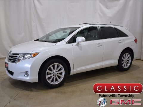 Blizzard White Pearl Toyota Venza LE AWD.  Click to enlarge.