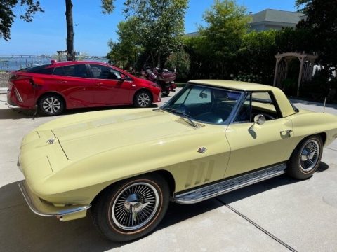Goldwood Yellow Chevrolet Corvette Sting Ray Convertible.  Click to enlarge.