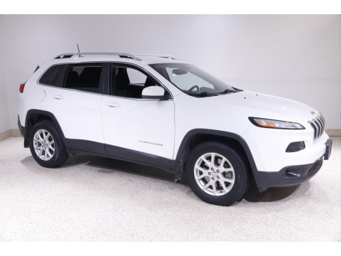 Bright White Jeep Cherokee Latitude 4x4.  Click to enlarge.