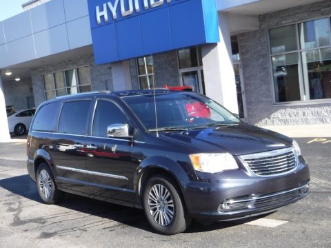 Maximum Steel Metallic Chrysler Town & Country Limited.  Click to enlarge.