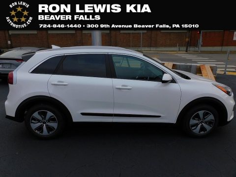 Snow White Pearl Kia Niro LX Hybrid.  Click to enlarge.