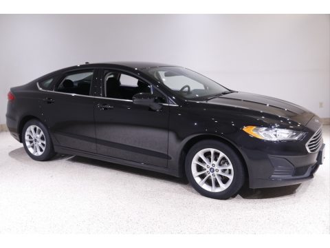 Agate Black Ford Fusion Hybrid SE.  Click to enlarge.