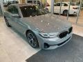 Front 3/4 View of 2022 BMW 5 Series 530i xDrive Sedan #1