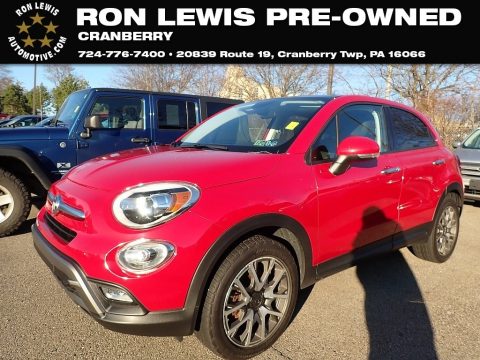 Rosso Passione (Red) Fiat 500X Trekking AWD.  Click to enlarge.