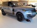 Front 3/4 View of 2022 Land Rover Range Rover HSE Westminster #12