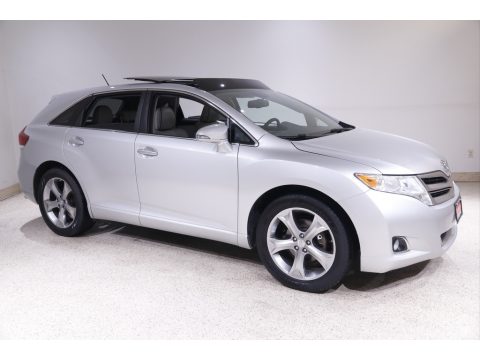 Classic Silver Metallic Toyota Venza XLE AWD.  Click to enlarge.