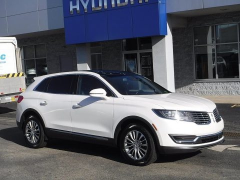 White Platinum Lincoln MKX Select AWD.  Click to enlarge.