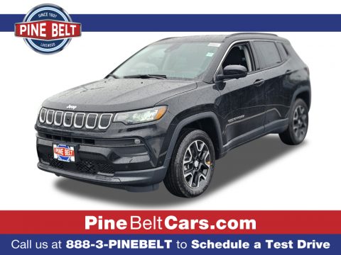 Diamond Black Crystal Pearl Jeep Compass Latitude 4x4.  Click to enlarge.