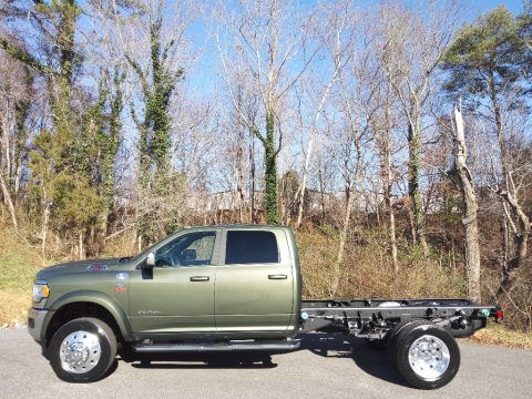 Olive Green Pearl Ram 4500 SLT Crew Cab 4x4 Chassis.  Click to enlarge.