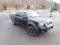 Front 3/4 View of 2002 Nissan Frontier XE Crew Cab 4x4 #1