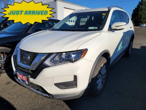 Glacier White Nissan Rogue Special Edition AWD.  Click to enlarge.