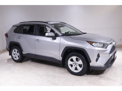 Silver Sky Metallic Toyota RAV4 XLE.  Click to enlarge.