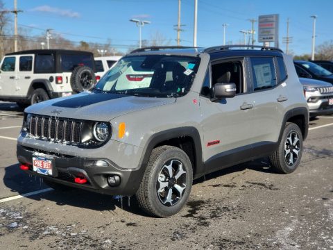 Sting-Gray Jeep Renegade Trailhawk 4x4.  Click to enlarge.