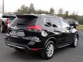  2017 Nissan Rogue Magnetic Black #5