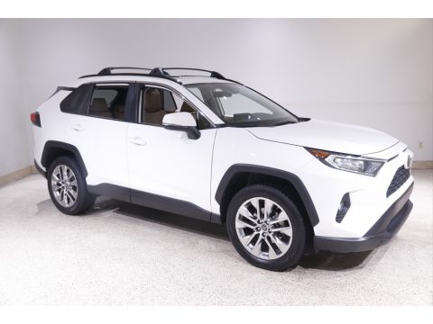 Super White Toyota RAV4 XLE.  Click to enlarge.