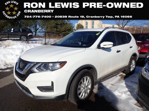 Pearl White Tricoat Nissan Rogue SV AWD.  Click to enlarge.