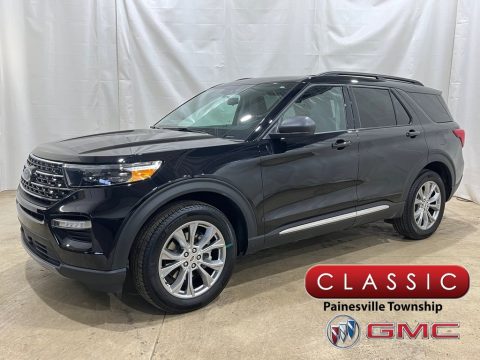 Agate Black Metallic Ford Explorer XLT 4WD.  Click to enlarge.