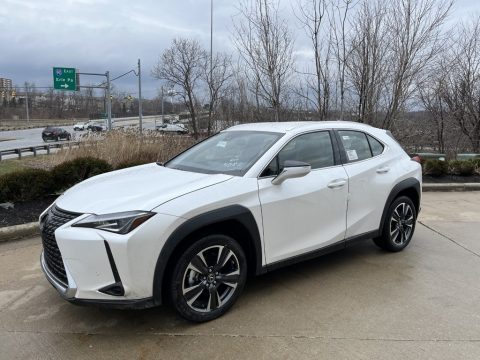 Eminent White Pearl Lexus UX 200.  Click to enlarge.